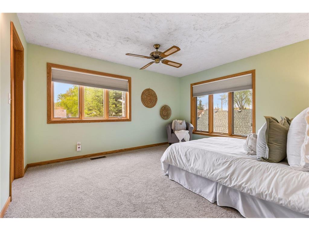 109 7th Avenue N Hopkins MN 55343 7028816 image17