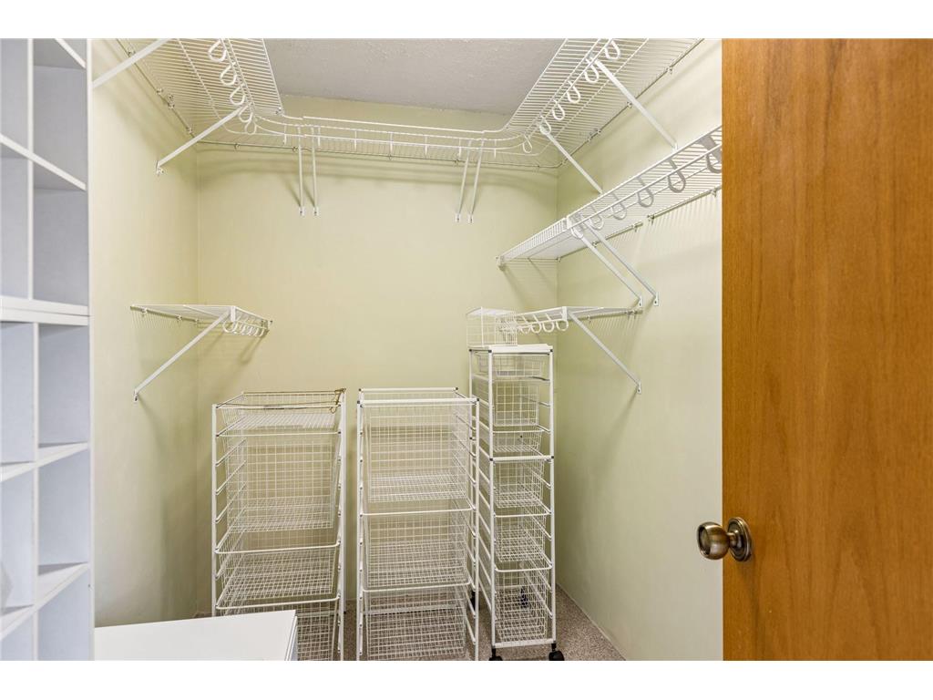 109 7th Avenue N Hopkins MN 55343 7028816 image19