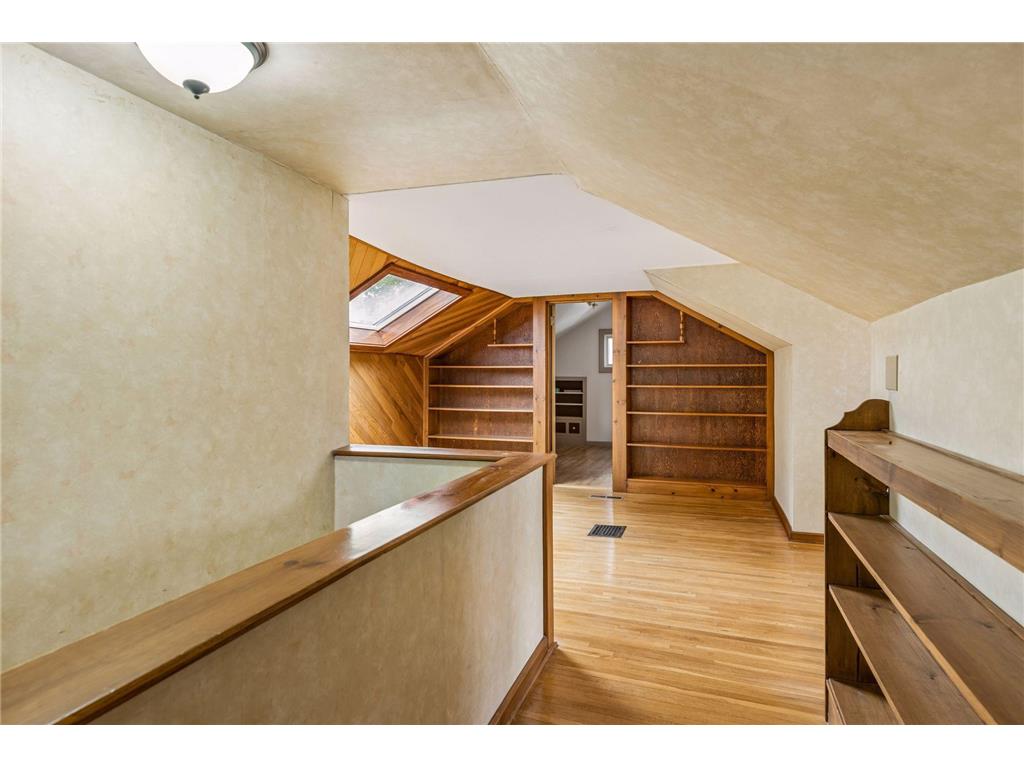 109 7th Avenue N Hopkins MN 55343 7028816 image20