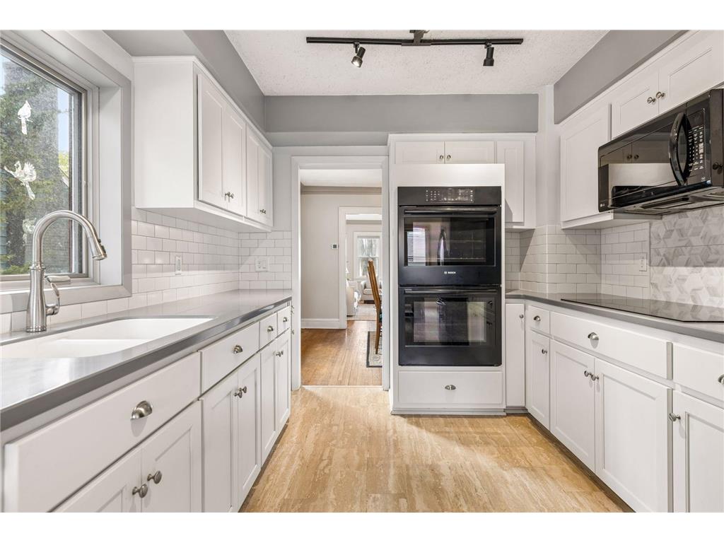 109 7th Avenue N Hopkins MN 55343 7028816 image7