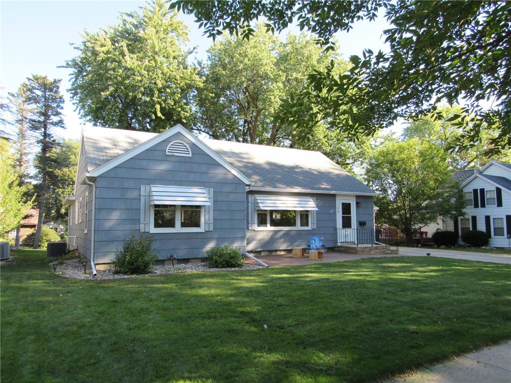 109 9th Avenue, Worthington, MN 56187 MLS 6262996 Edina Realty