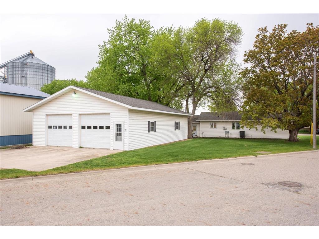 109 Arkansas Avenue Hoffman MN 56339 7081167 image2