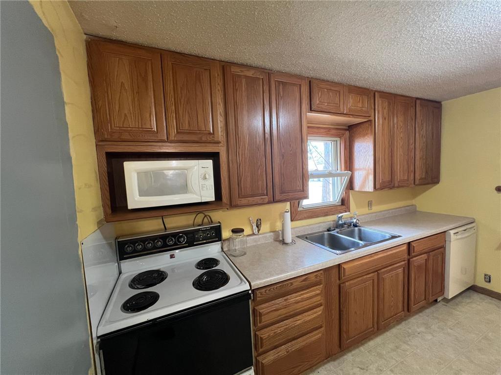 109 Basil Street Balsam Lake WI 54810 7053711 image4