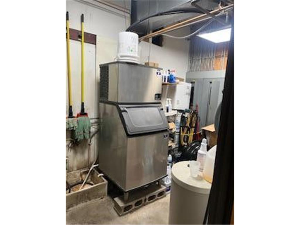 109 Brown Street W Comfrey MN 56019 6761929 image23