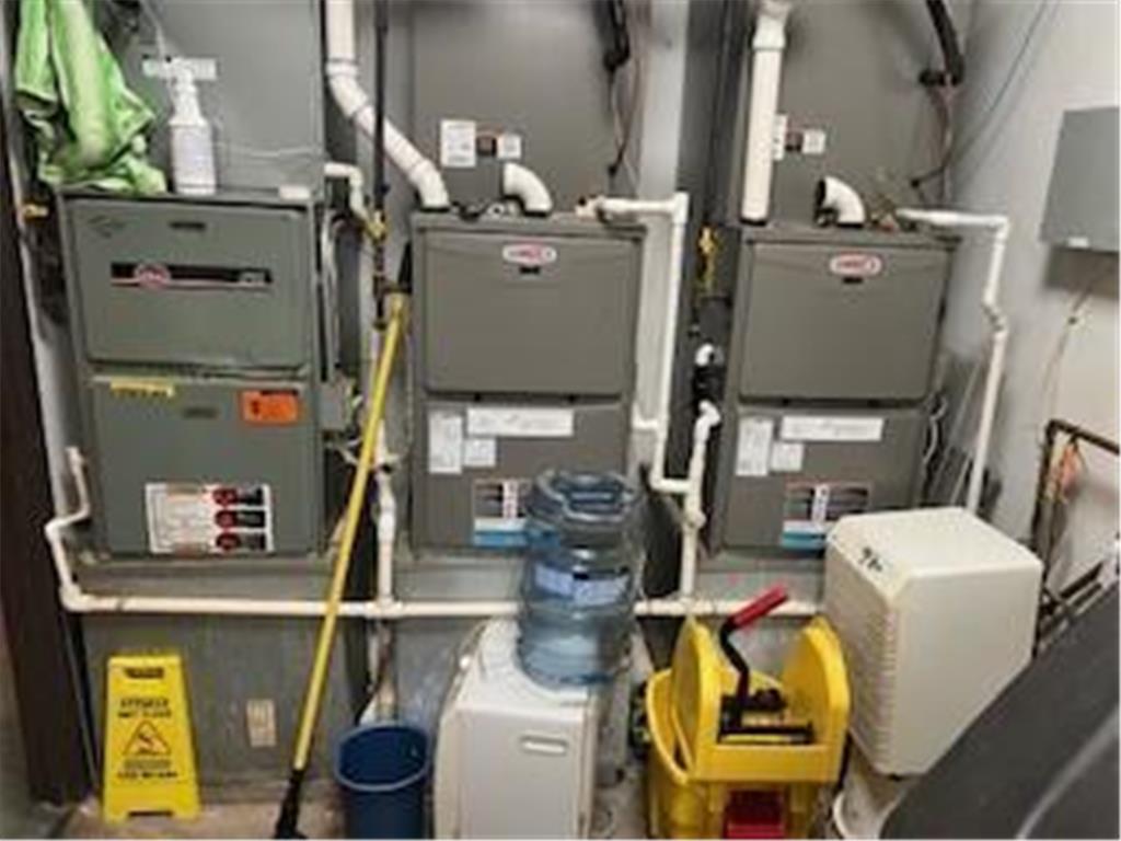 109 Brown Street W Comfrey MN 56019 6761929 image24