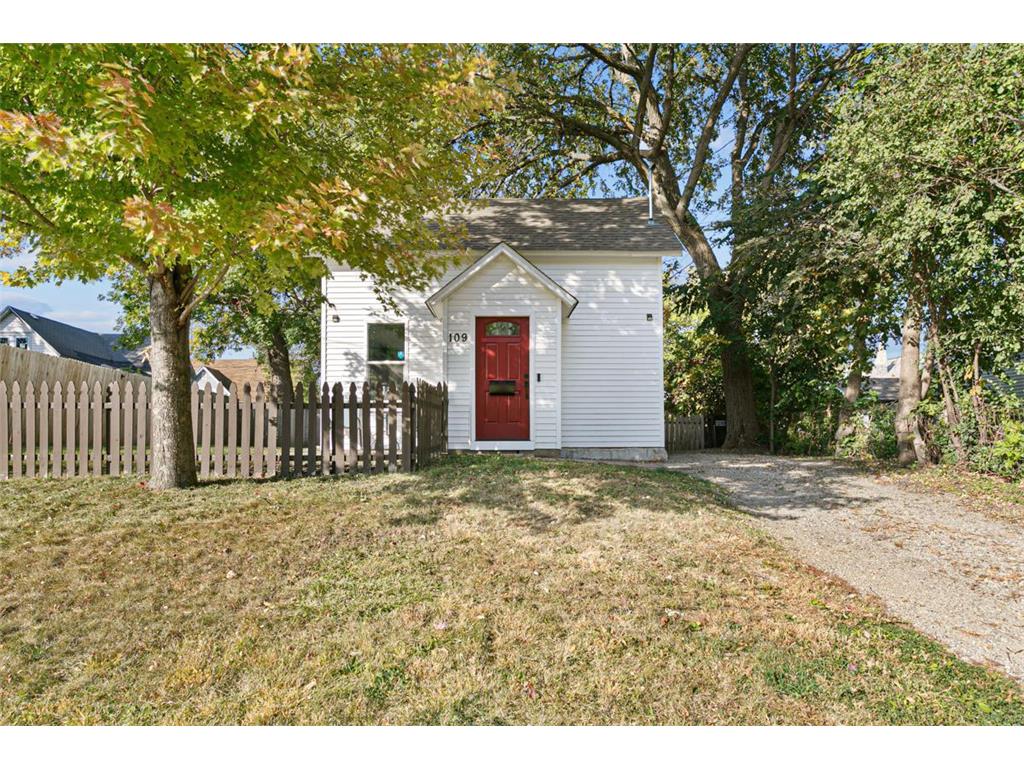 109 E 2nd Street Albert Lea MN 56007 6617983 image1