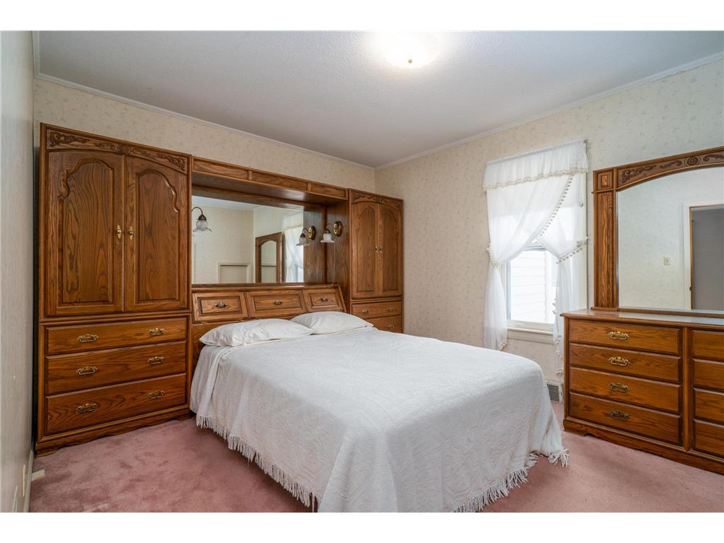 109 E 8th Street Crookston MN 56716 7070724 image10