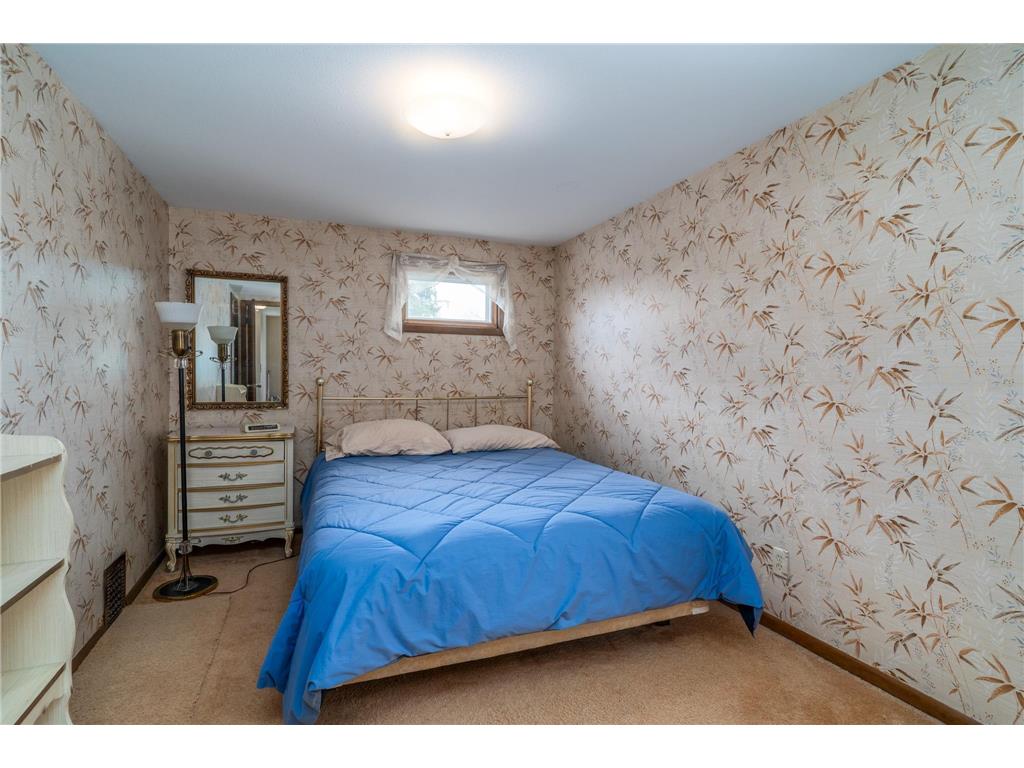 109 E 8th Street Crookston MN 56716 7070724 image17