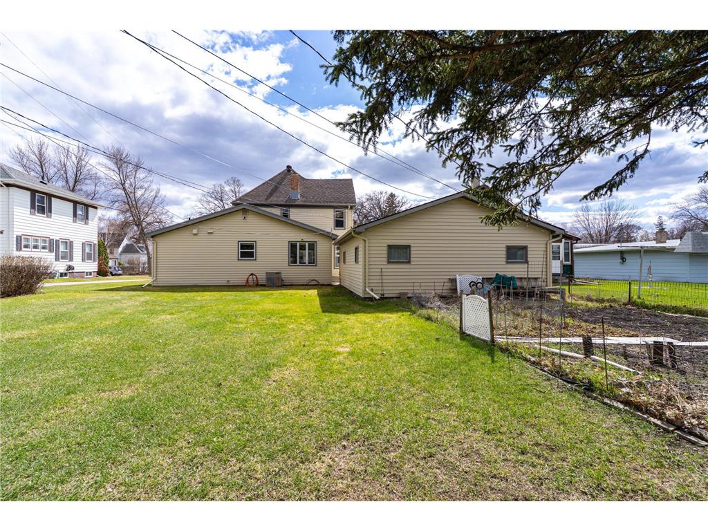 109 E 8th Street Crookston MN 56716 7070724 image31