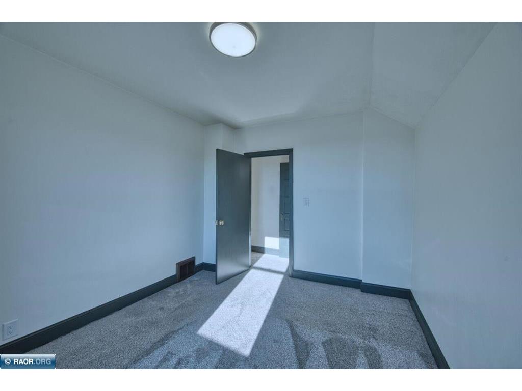 109 E Florida Avenue Gilbert MN 55741 6821513 image28