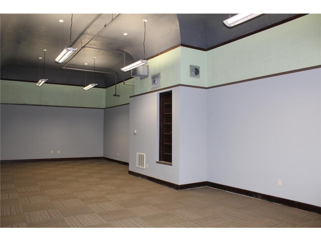 109 E Luverne Street #220 Luverne MN 56156 6727286 image10