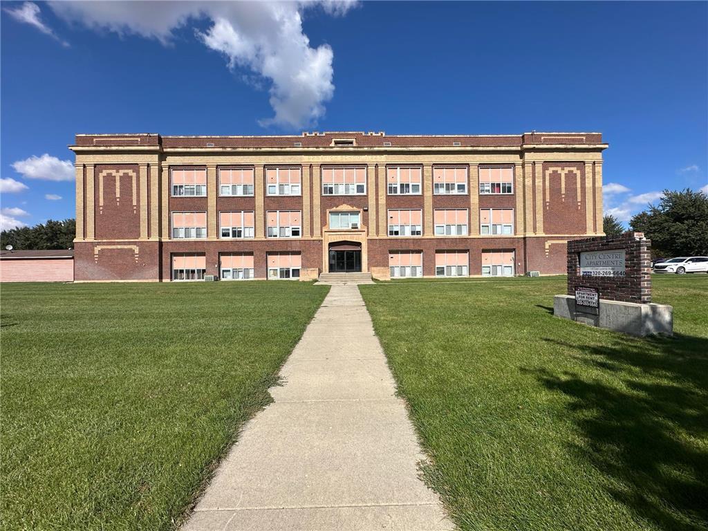 109 E Luverne Street #337 Luverne MN 56156 6794727 image1