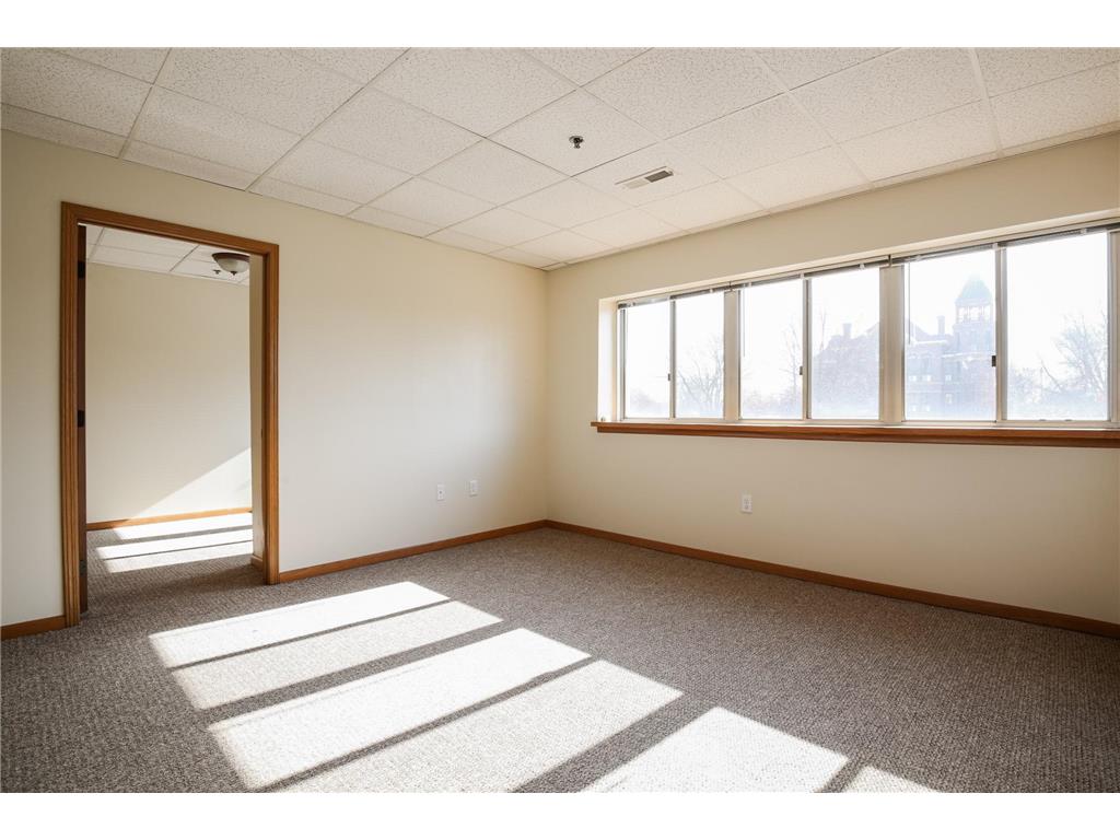 109 E Luverne Street #Units 101-336 Luverne MN 56156 6578414 image10
