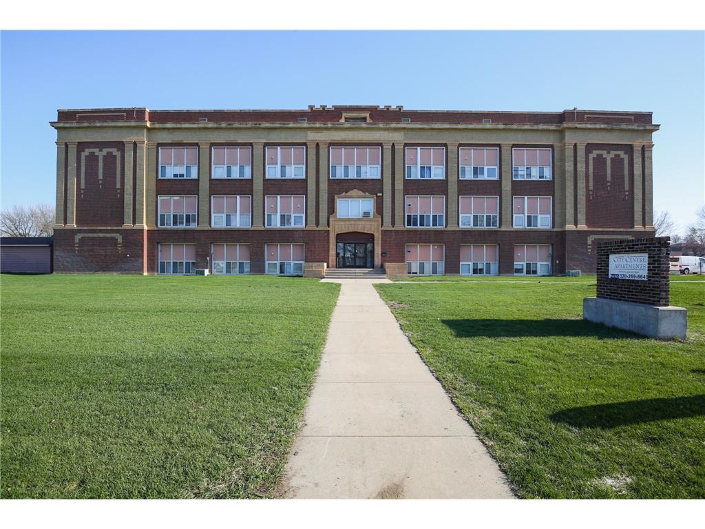 109 E Luverne Street #Units 101-336 Luverne MN 56156 6578414 image4