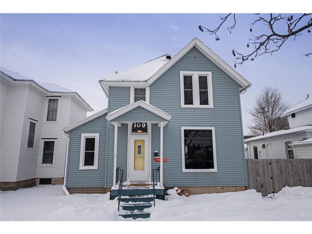 109 E Sanborn Street, Winona, MN 55987 MLS 6335941 Edina Realty