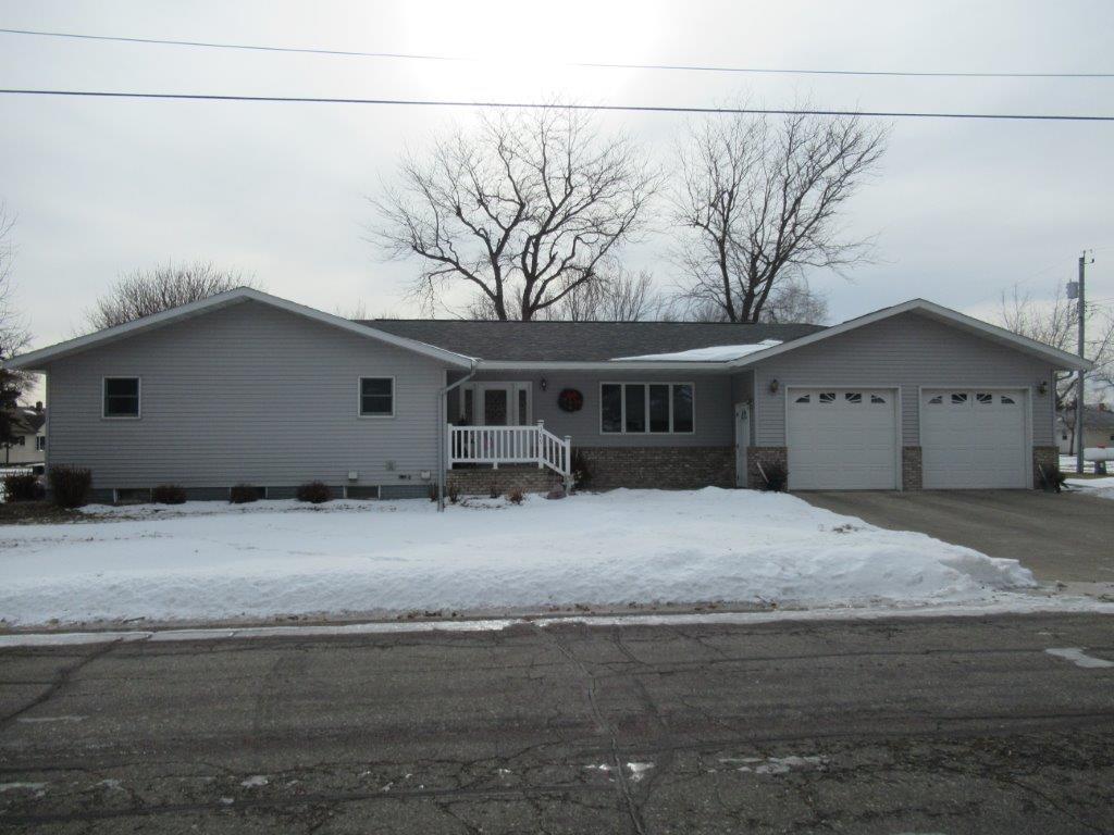 109 E Washington Street, Ellsworth, MN 56129 MLS 6145187 Edina Realty