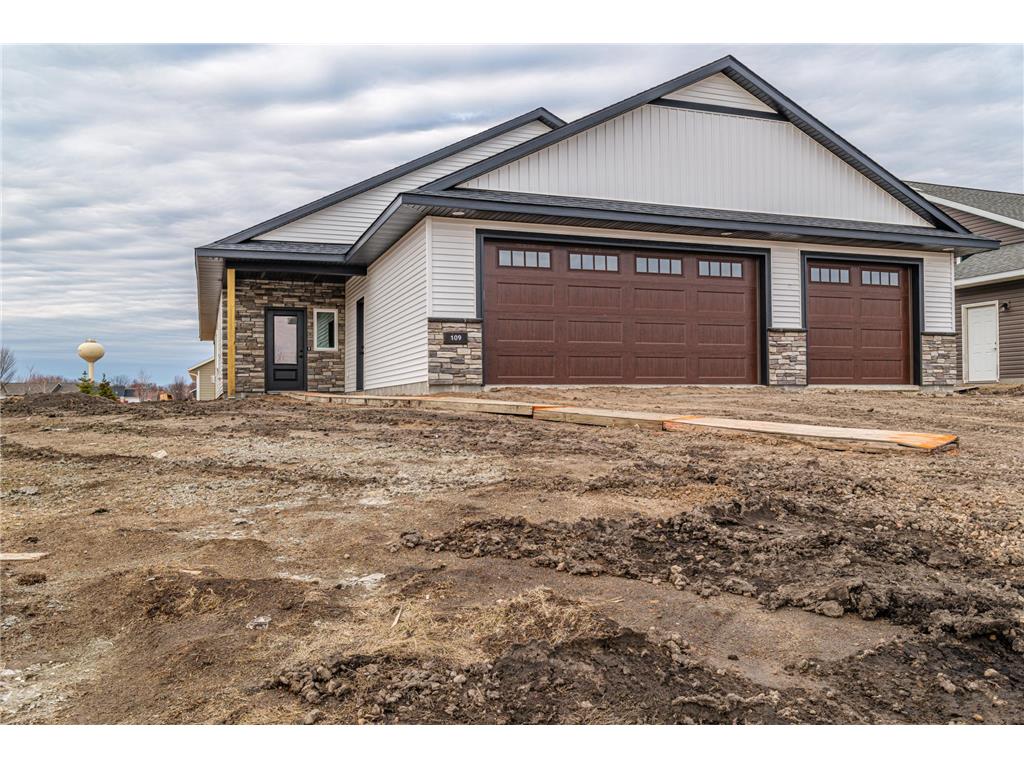 109 Eau Claire Avenue SE Hutchinson MN 55350 6683535 image1