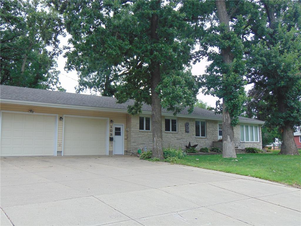 109 Lake Street NW, Waseca, MN, 56093 MLS 6397250 Edina Realty