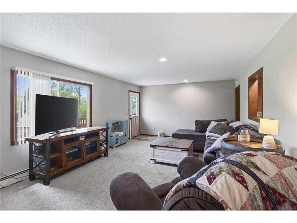 109 Lydia Road Jordan MN 55352 7078595 image19