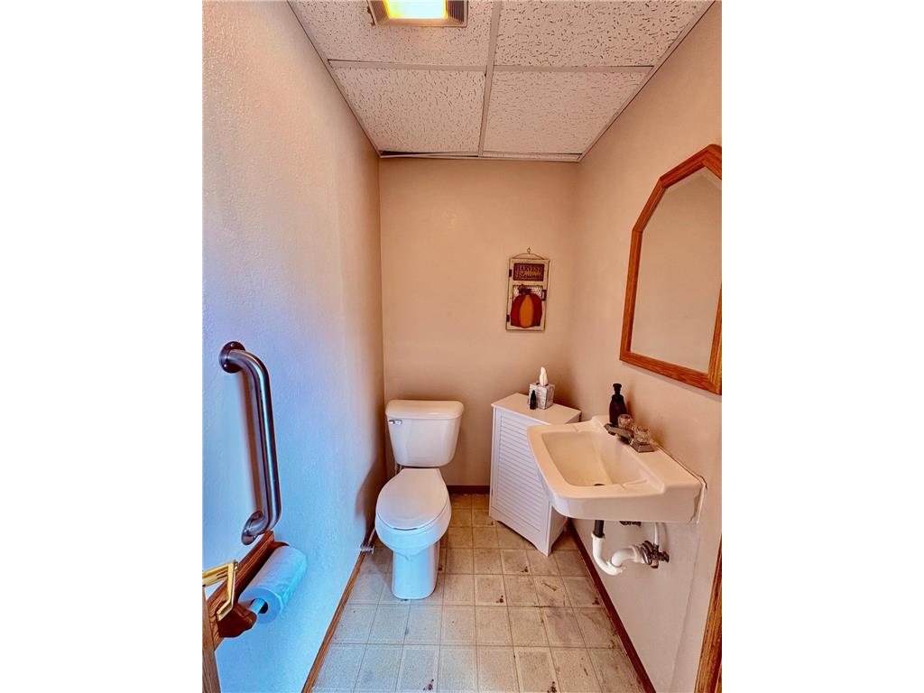 109 Main Avenue S Baudette MN 56623 6808843 image10