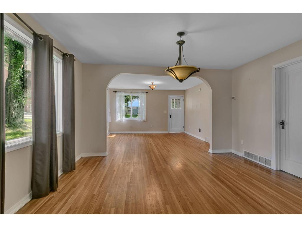 109 Main Street E Spring Hill MN 56352 7036514 image18