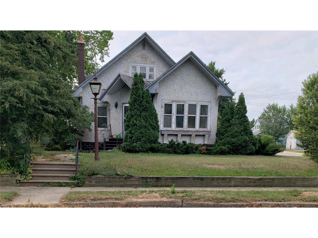 109 Michaels Street Cochrane WI 54622 6440875 image1