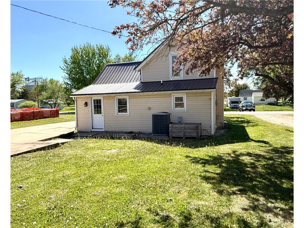 109 Minnesota Street Ostrander MN 55961 7071959 image18