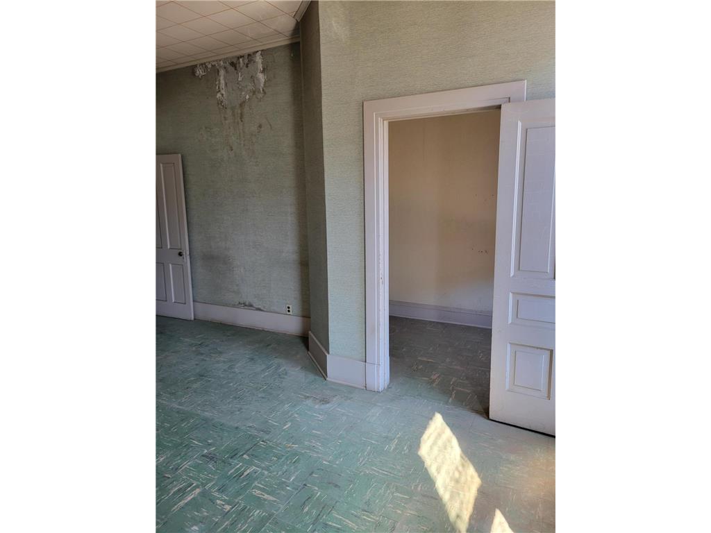 109 N 1st Street Montevideo MN 56265 6777947 image17