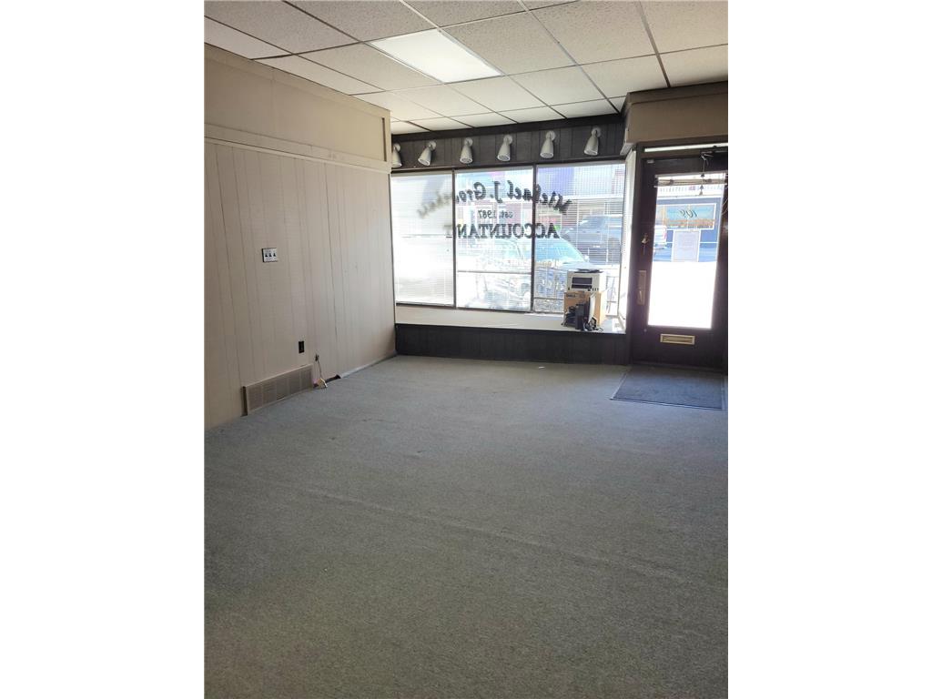 109 N 1st Street Montevideo MN 56265 6777947 image4