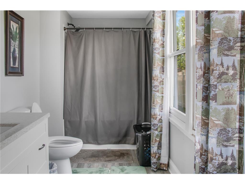 109 N 6th Street Lake City MN 55041 7077409 image12