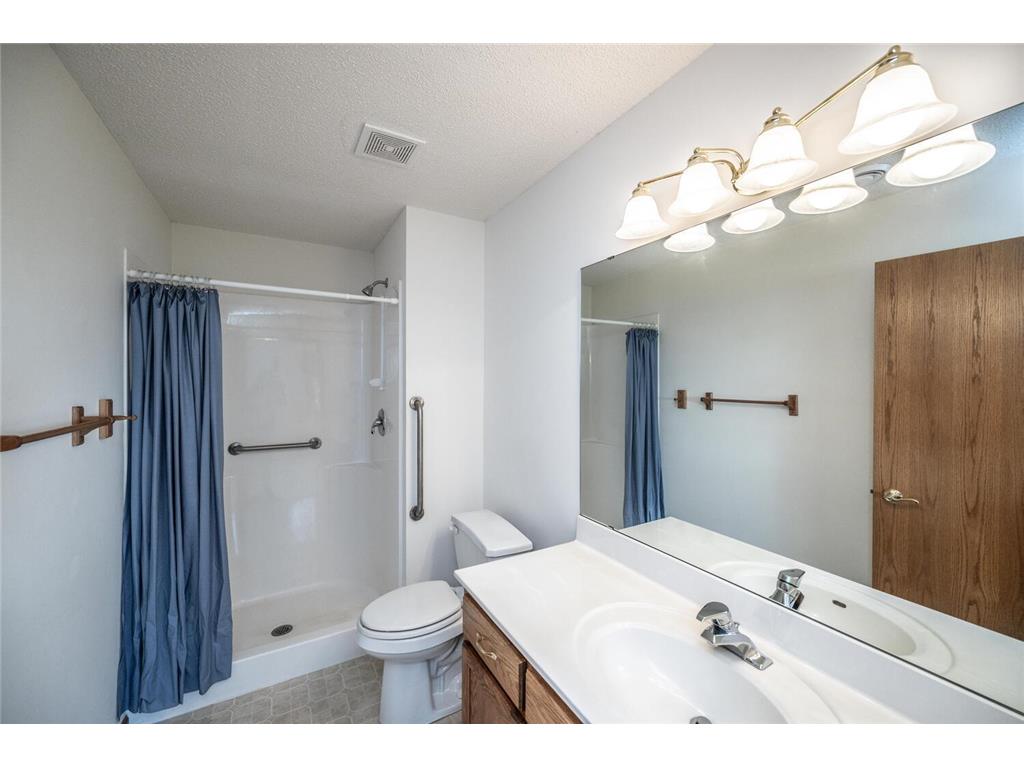 109 Oak Street Farmington MN 55024 6797930 image19