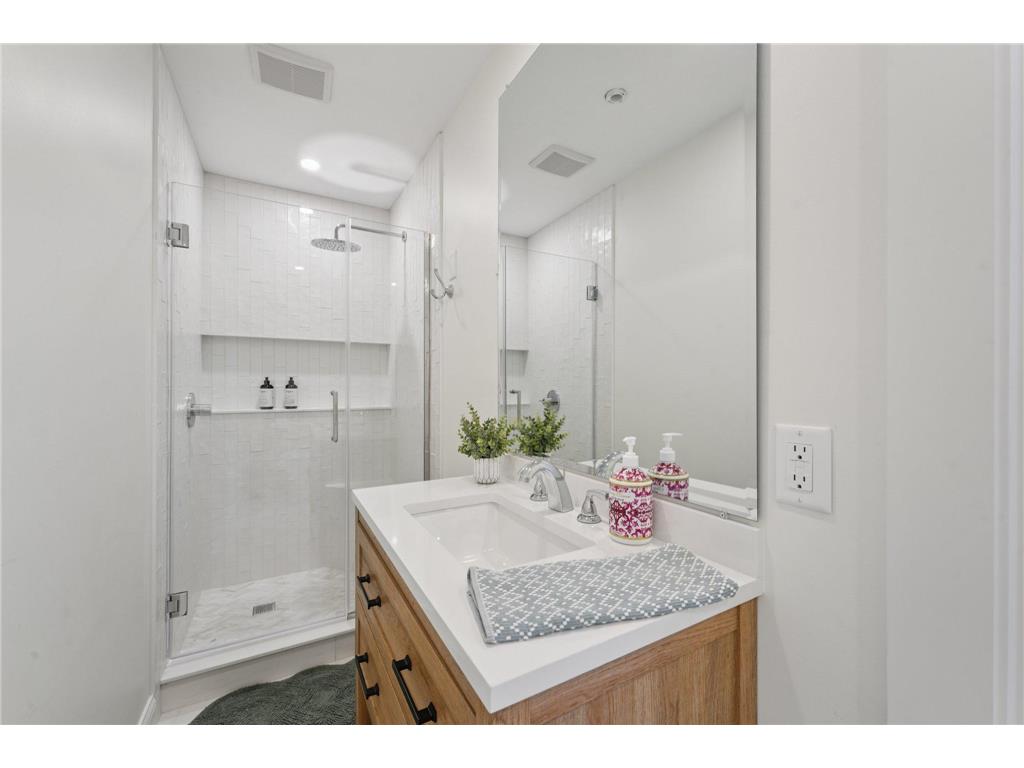 109 Pine Street E Stillwater MN 55082 7011143 image18