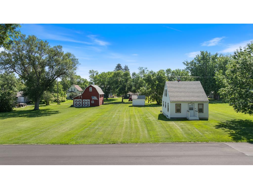 109 S Brook Street Hendricks MN 56136 6752128 image1