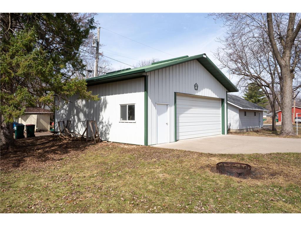 109 S Dallas Street River Falls WI 54022 7046065 image23