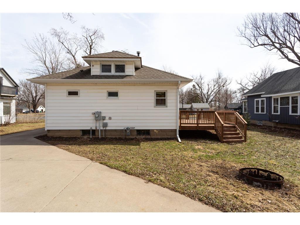 109 S Dallas Street River Falls WI 54022 7046065 image26