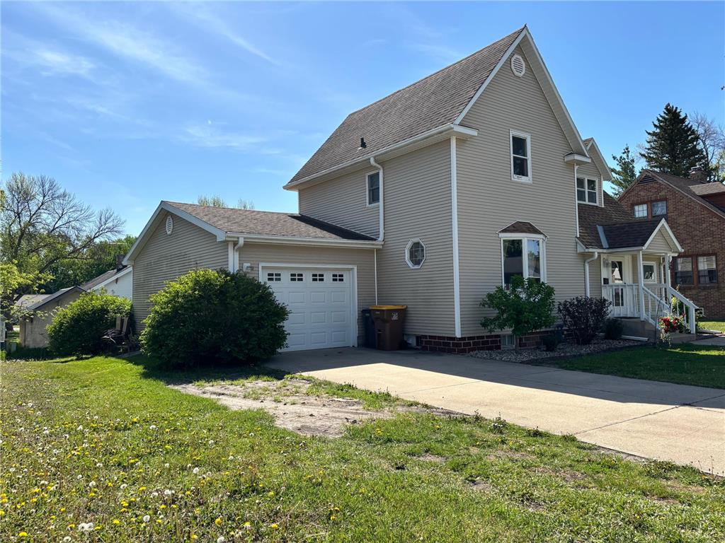 109 S Grant Street Lake Mills IA 50450 7073542 image3