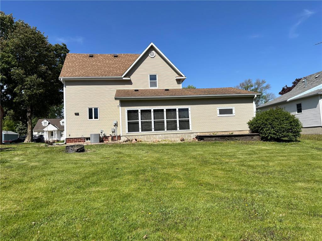 109 S Grant Street Lake Mills IA 50450 7073542 image42