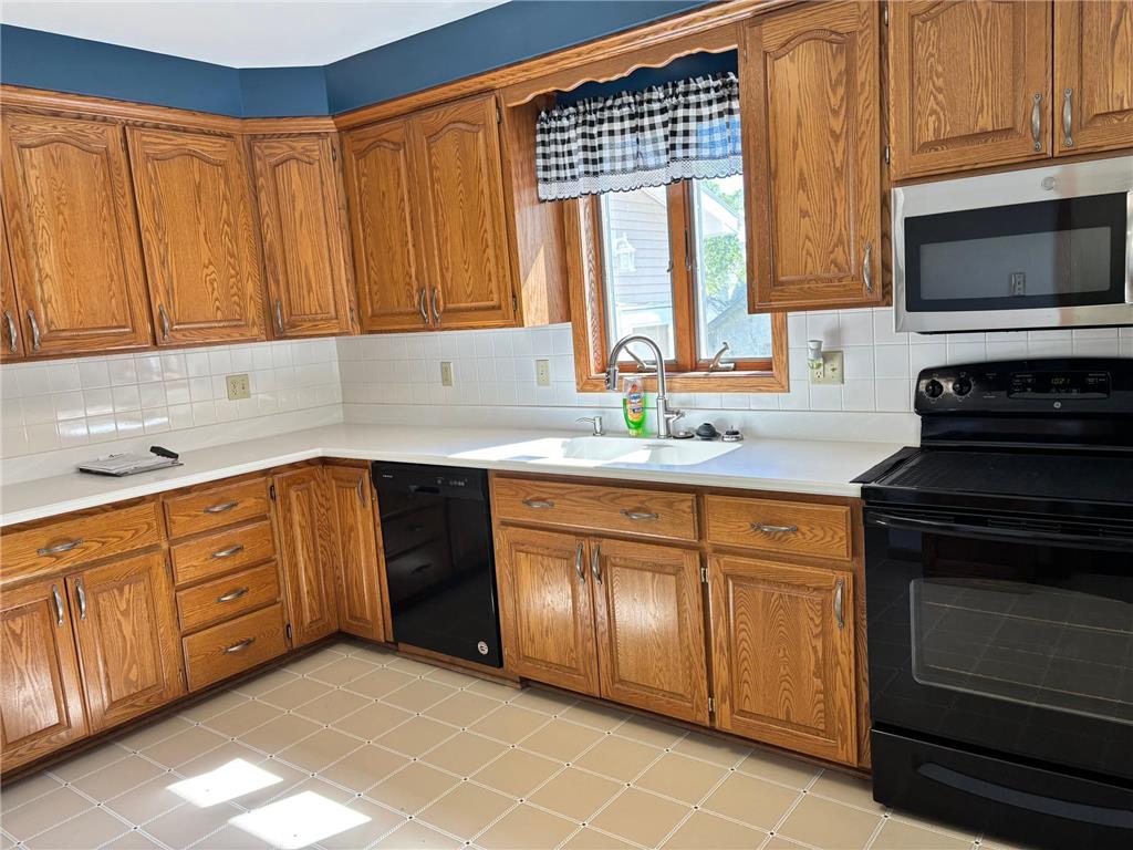 109 S Grant Street Lake Mills IA 50450 7073542 image9