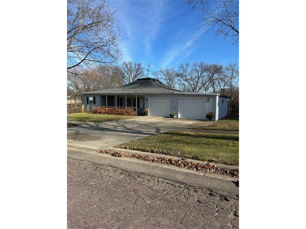 109 S Griffin Street Lakefield MN 56150 6634276 image1