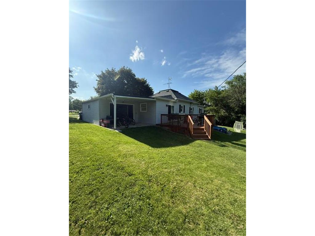 109 S Griffin Street Lakefield MN 56150 7090163 image4
