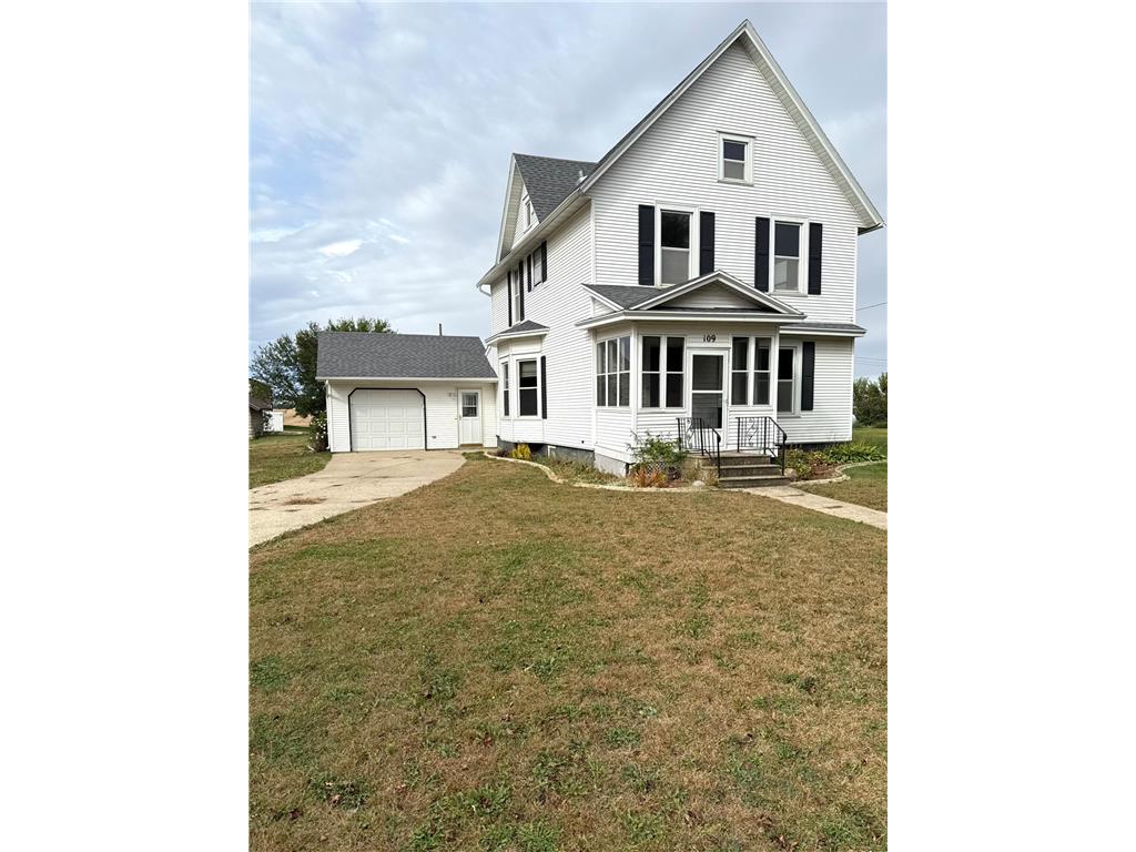 109 White Street N Comfrey MN 56019 6760834 image2