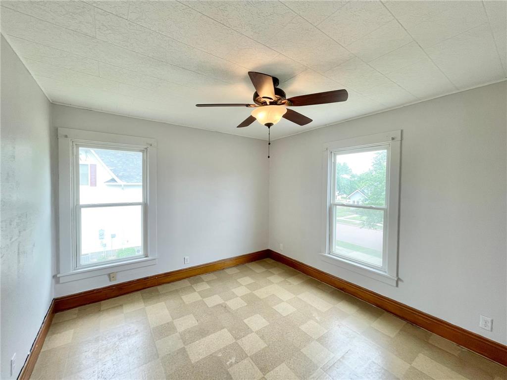 109 White Street N Comfrey MN 56019 7079881 image27