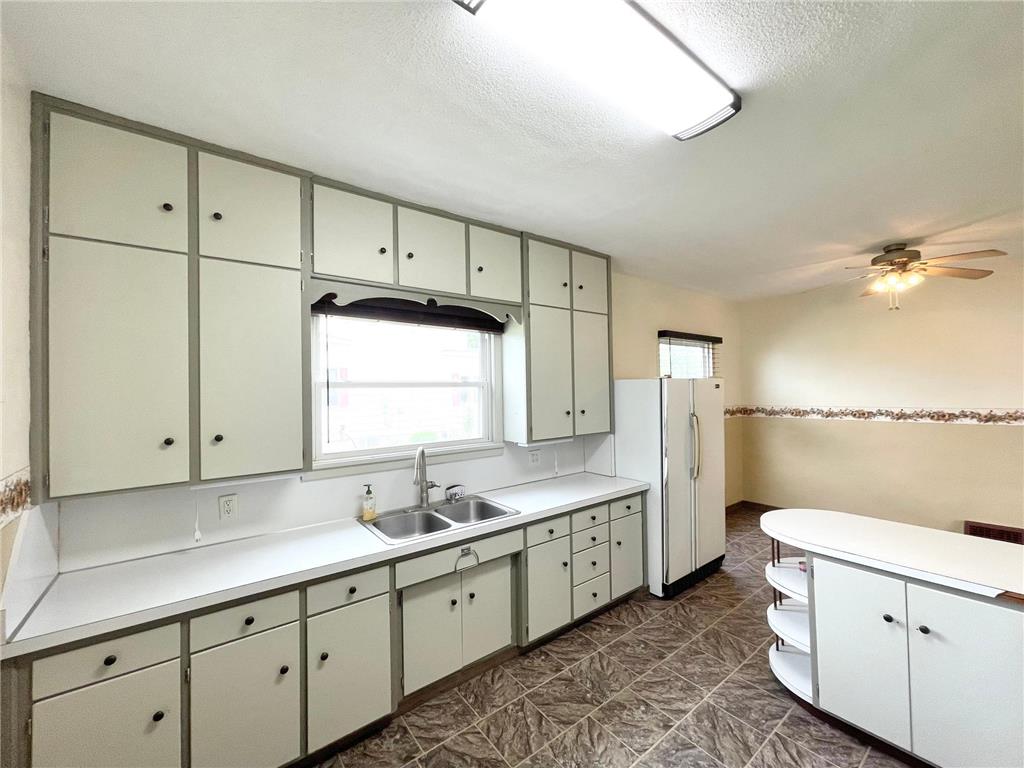 109 White Street N Comfrey MN 56019 7079881 image5