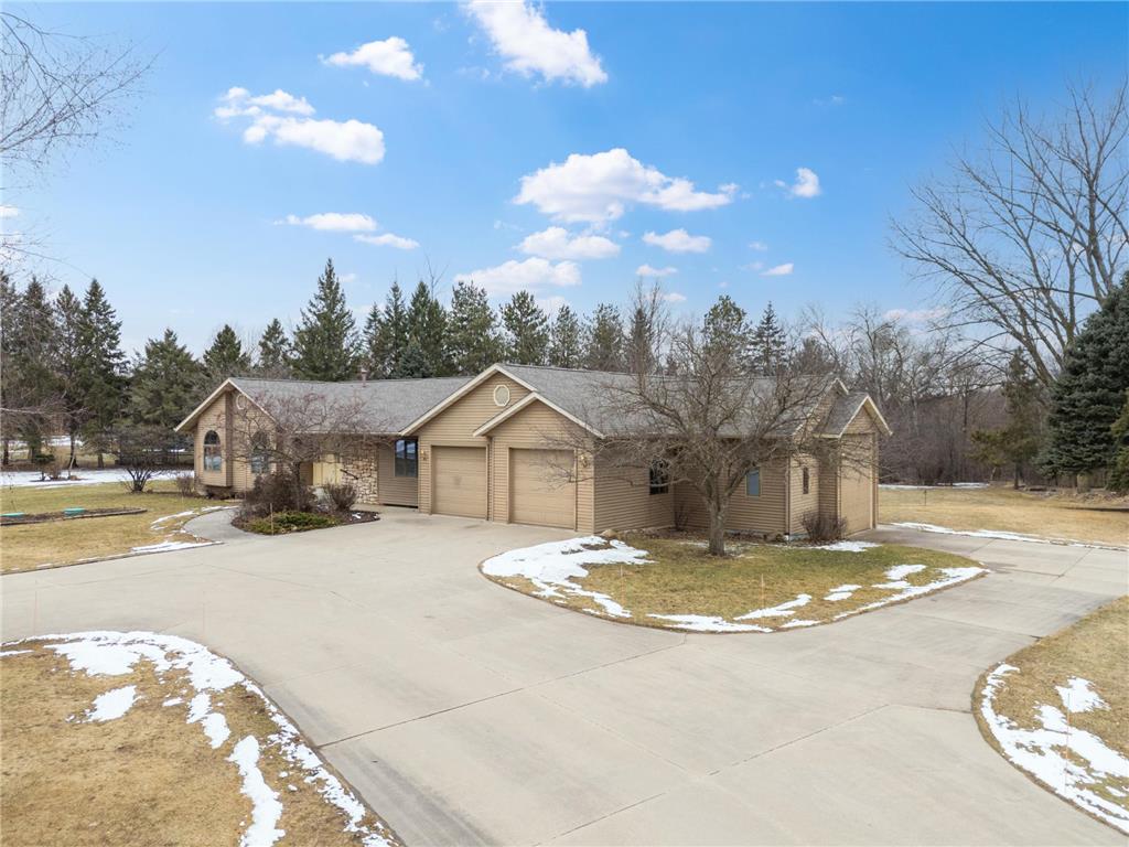 1090 Buckridge Drive NE Rochester MN 55906 7017001 image1