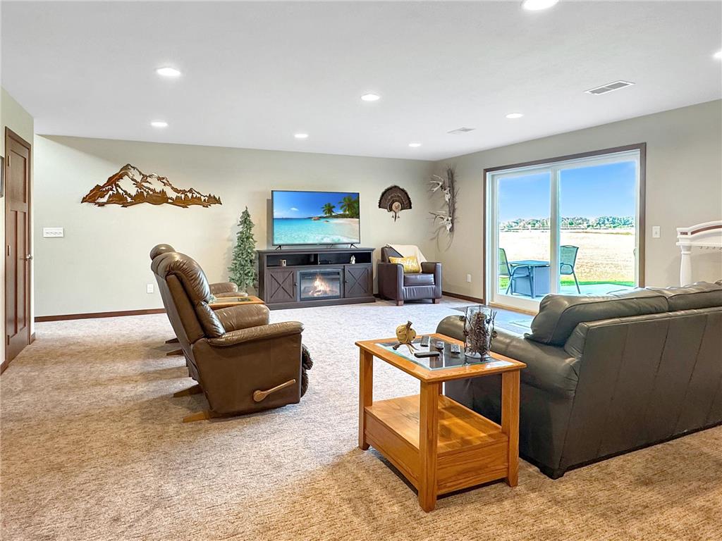 1090 Eastbay Avenue Balaton MN 56115 6771203 image25