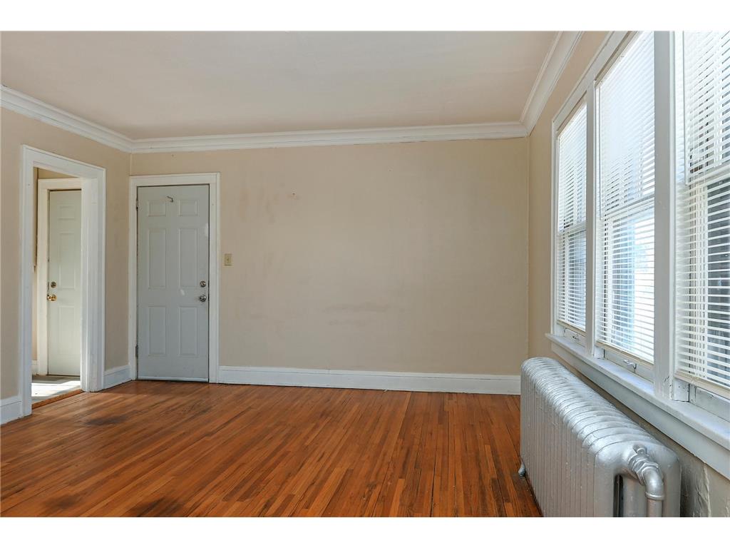 1090 Thomas Avenue Saint Paul MN 55104 7001285 image7