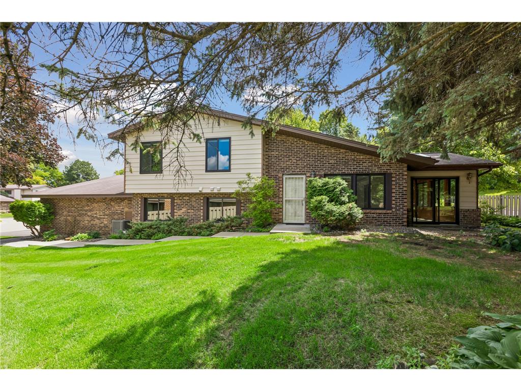 1090 Weston Lane N Plymouth MN 55447 7087979 image1