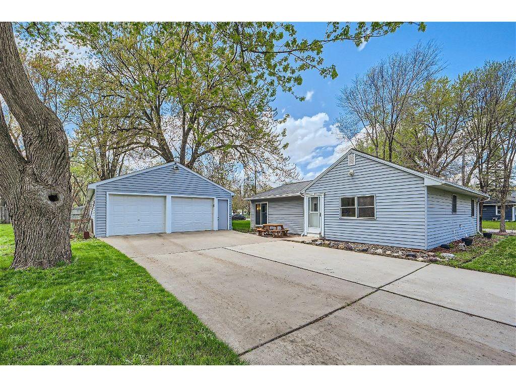 10900 Irwin Avenue S Bloomington MN 55437 6530922 image1