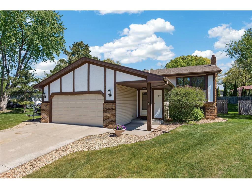 10901 Eagle Street NW Coon Rapids MN 55433 7066071 image1