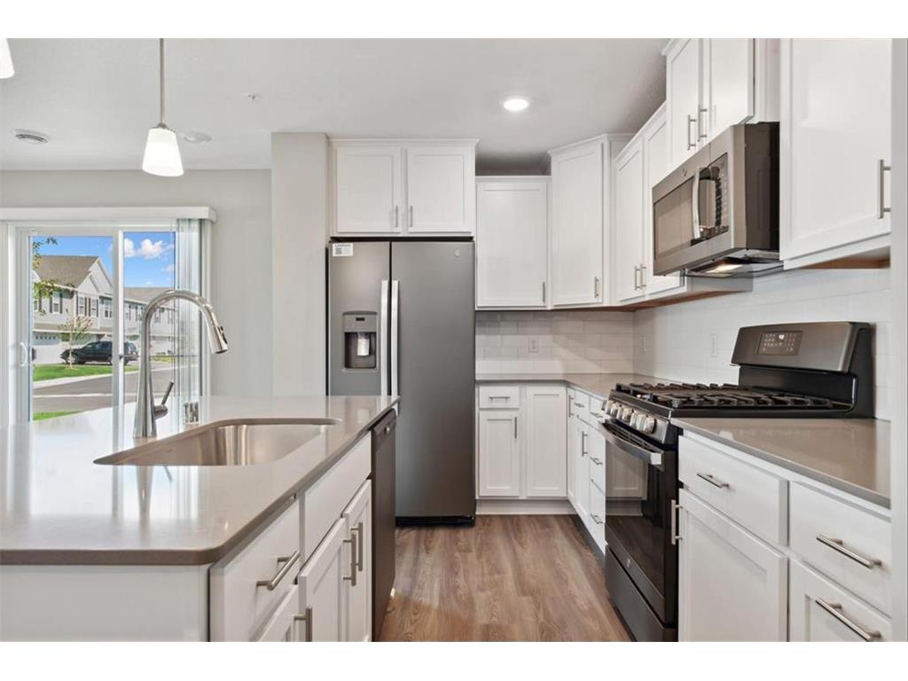 10902 Holly Place N Dayton MN 55369 6469450 image1